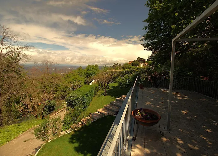 Pera Da Serra - Turismo No Espaco Rural *